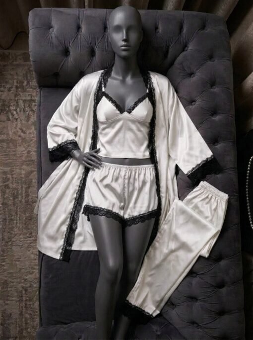 image_89b61884~2 Lola